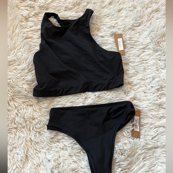 SKIMS Other - Skims fit everybody high neck bralette and Undie